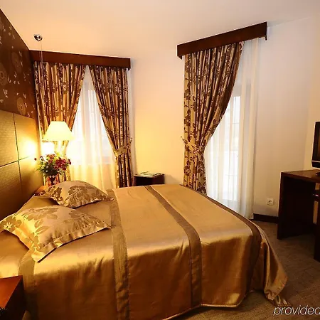 Argentum Otel 5*