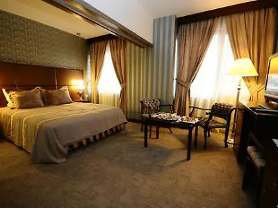 Argentum Hotel